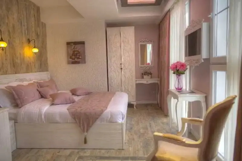 Elegance Asia Hotel - фото 4