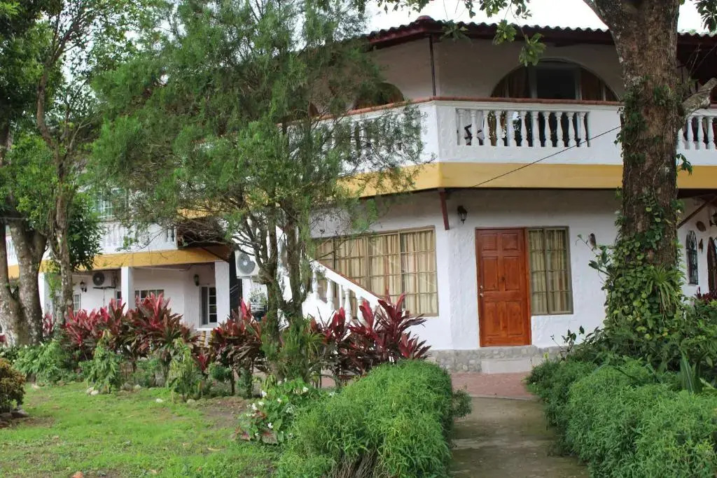 Hotel & Restaurante Valle Verde by null