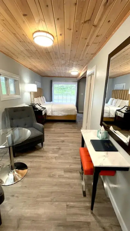 Standard Suite