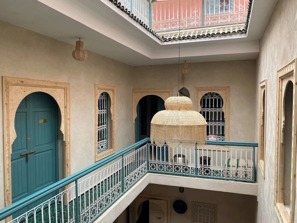 Luxurious 5-bedroom Apartment in Marrakesh With Full Accessibility