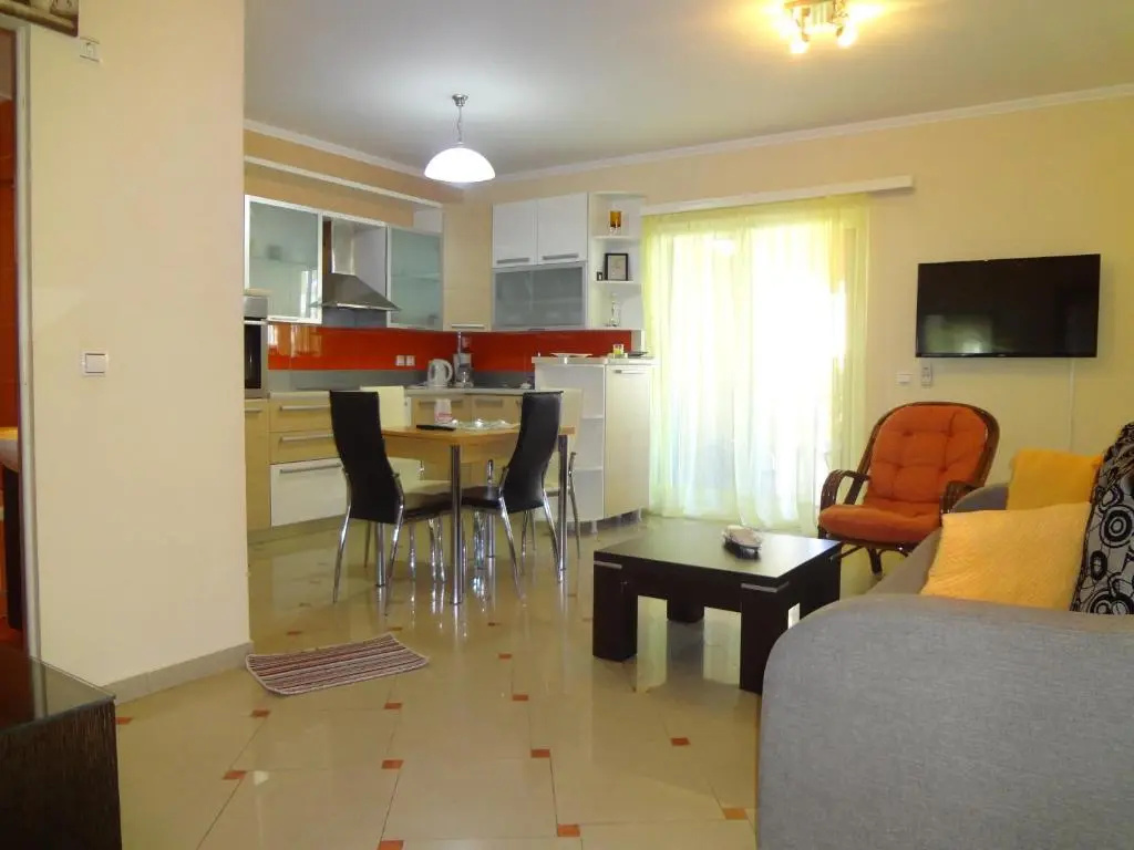 Deluxe Apartment