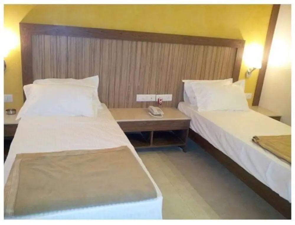 Deluxe Double room (twin beds)