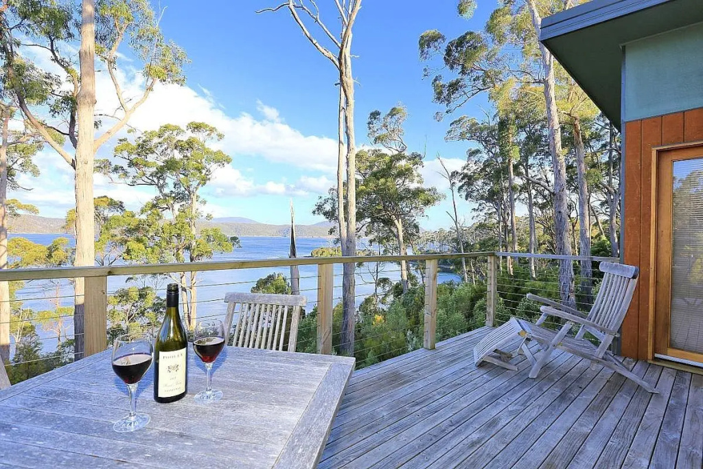 Stewarts Bay Lodge