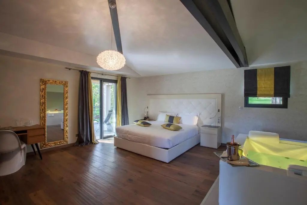 Prestige Suite
