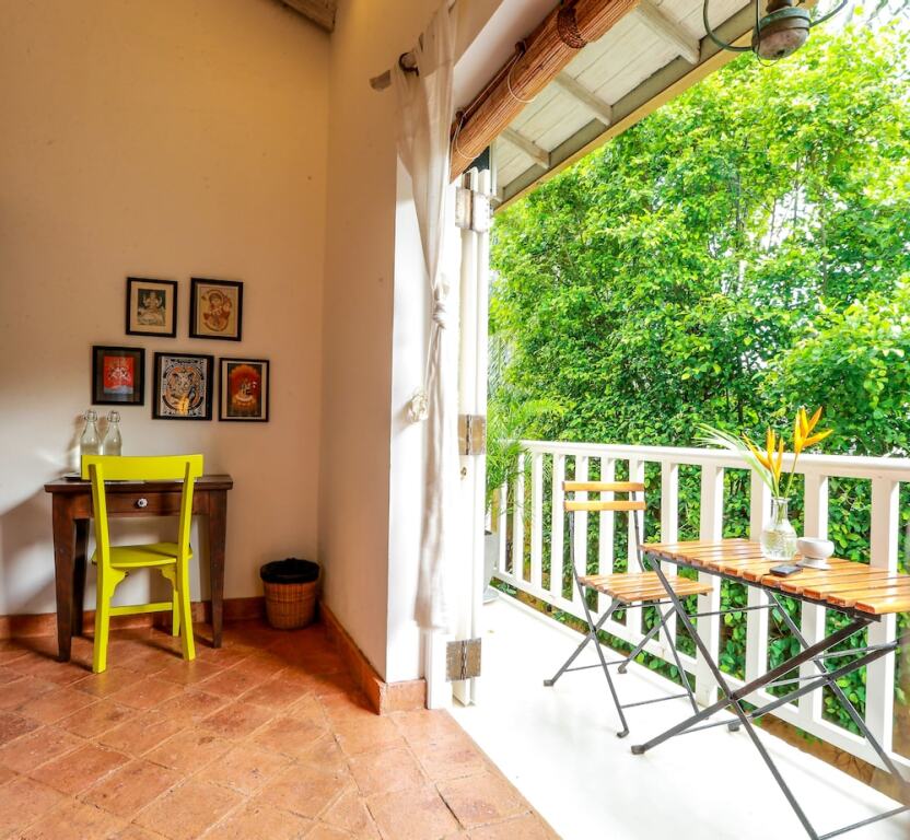 Mango House