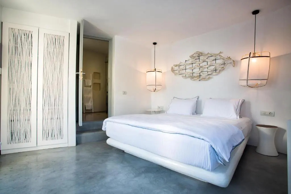 Deluxe Double room with sea view (full double bed)