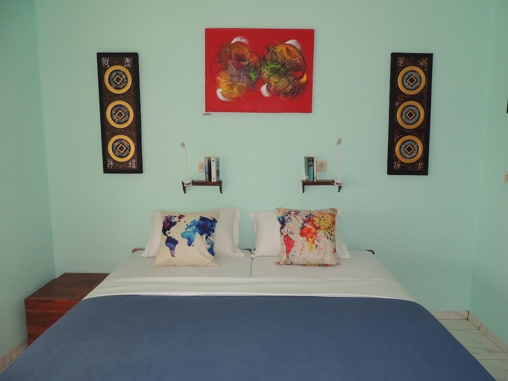 World BnB — 5