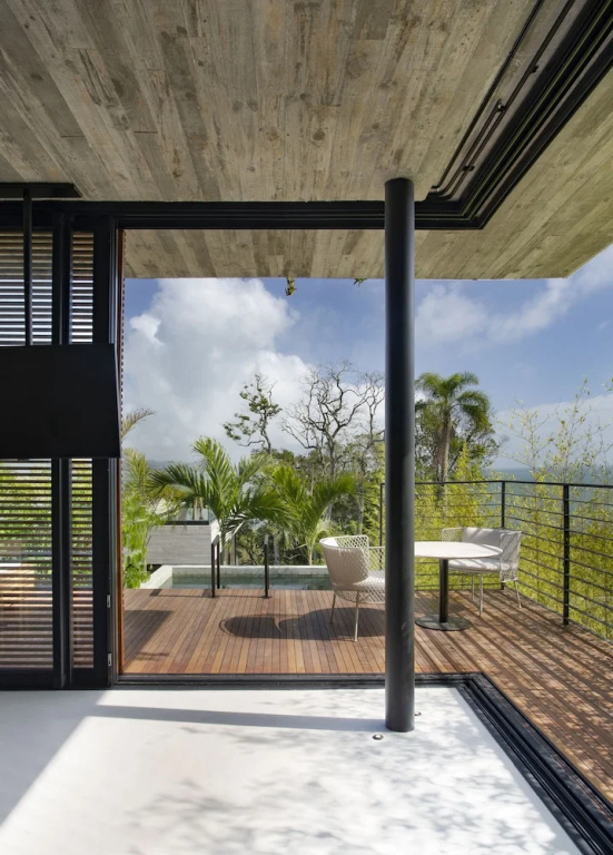 Bungalow with sunset view