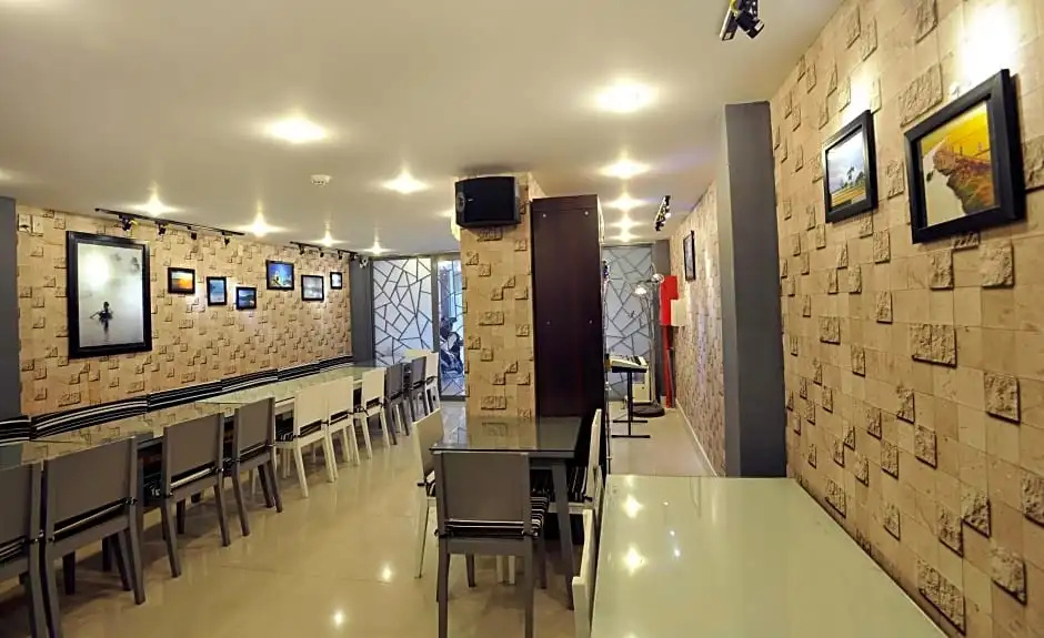 Hotel photo 9