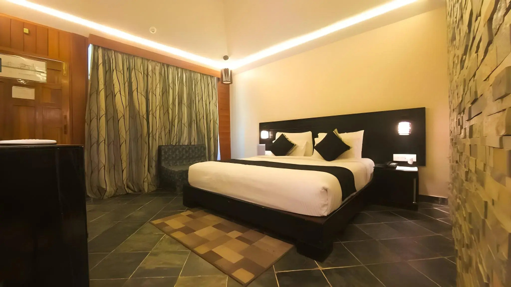 Hotel photo 12