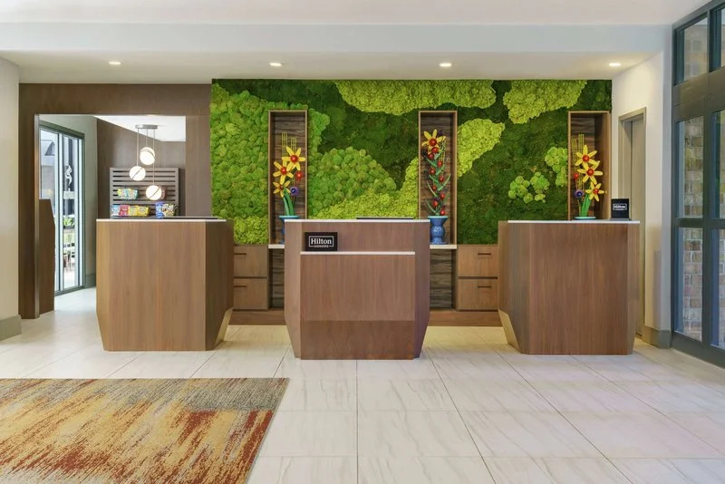 Lobby & Reception