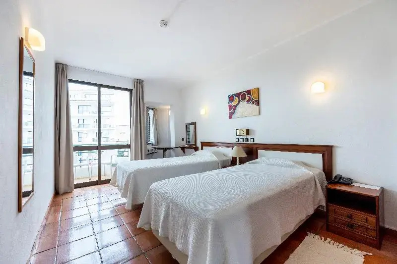 Salema Beach Hotel - Chambres