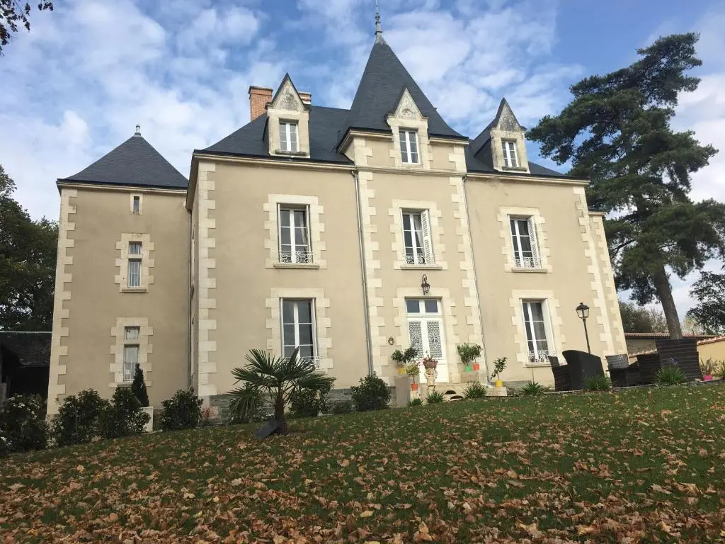 Le petit Château Des Cèdres