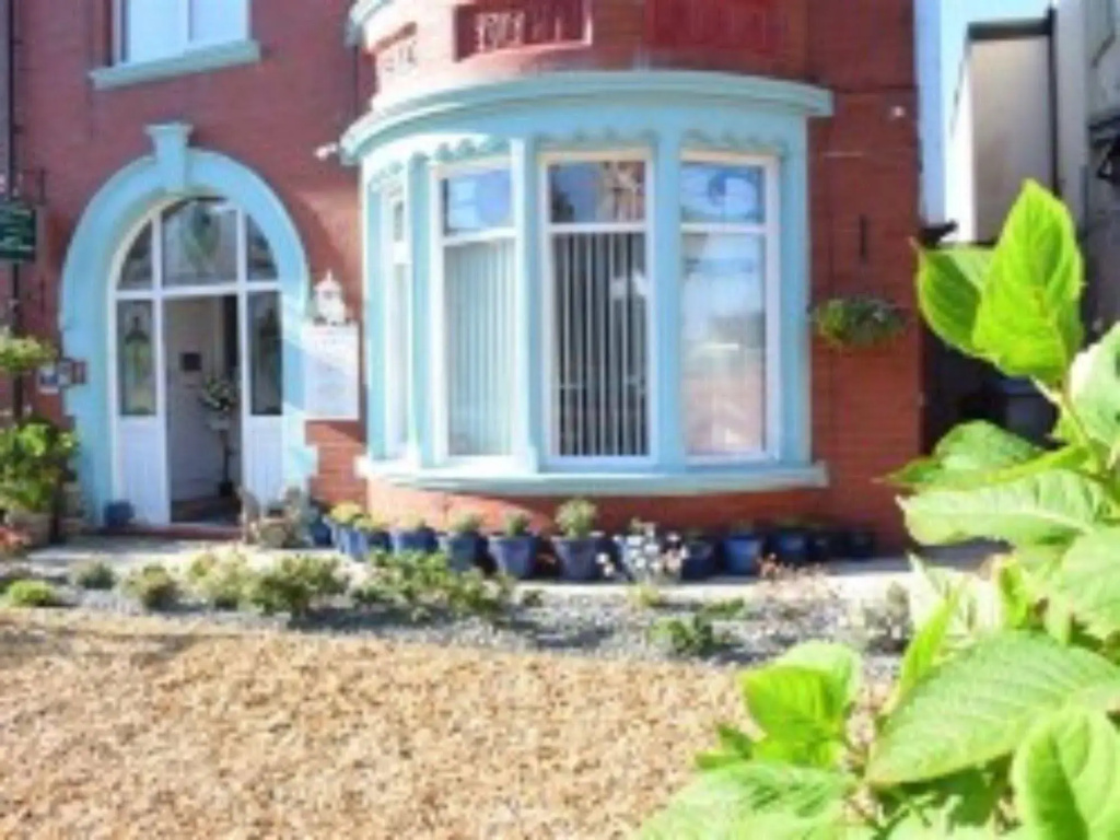 The Grosvenor View - Guest House