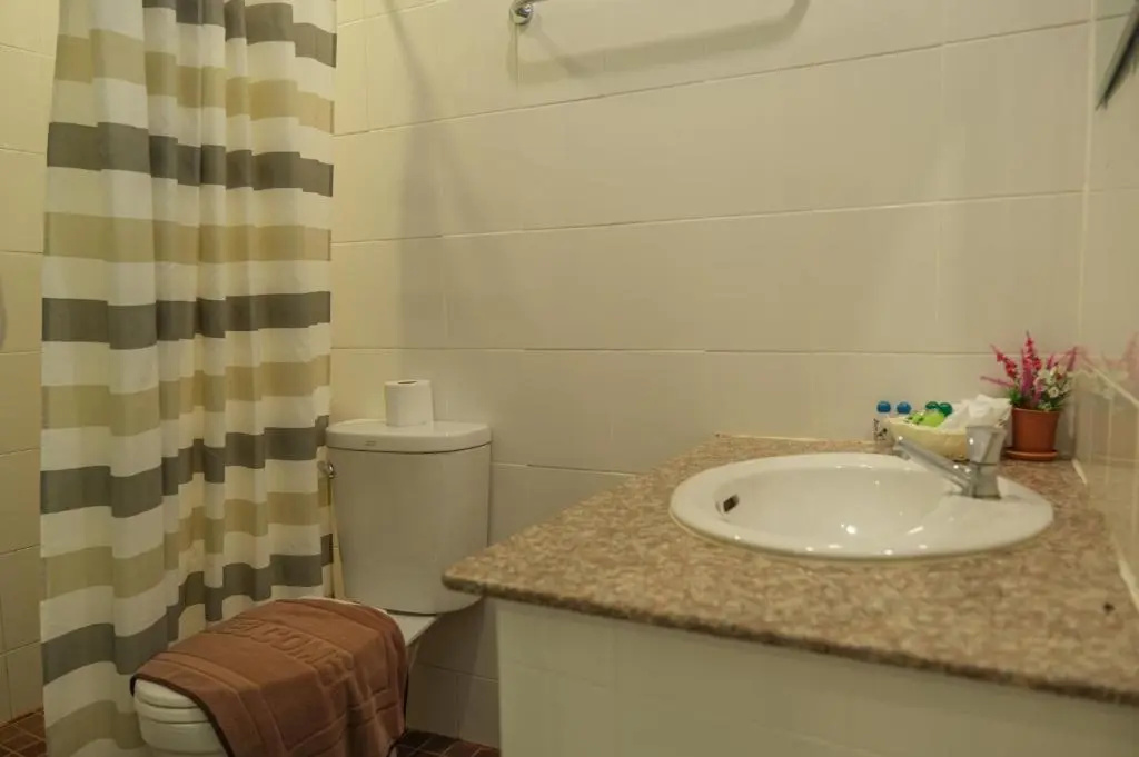 Krabi Pitta House - Chambres