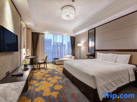 Номер Executive в Phoenix Hotel