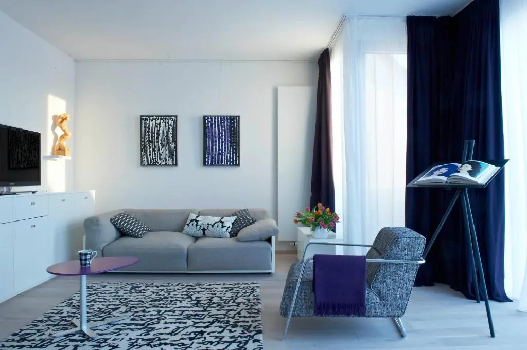 Single Suite