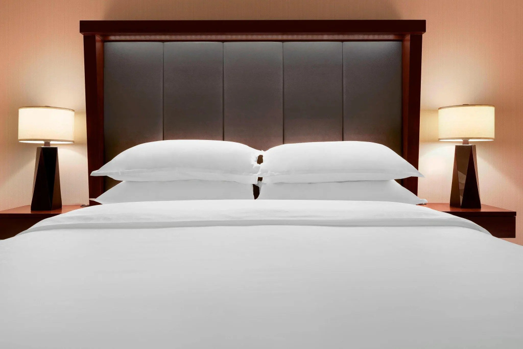 Standard Double Club room (full double bed)