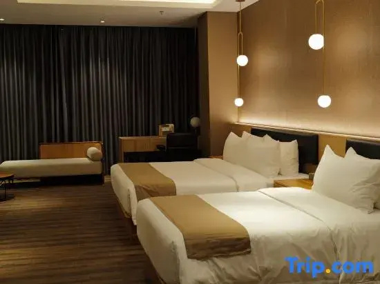 Double Family Suite (full double bed)