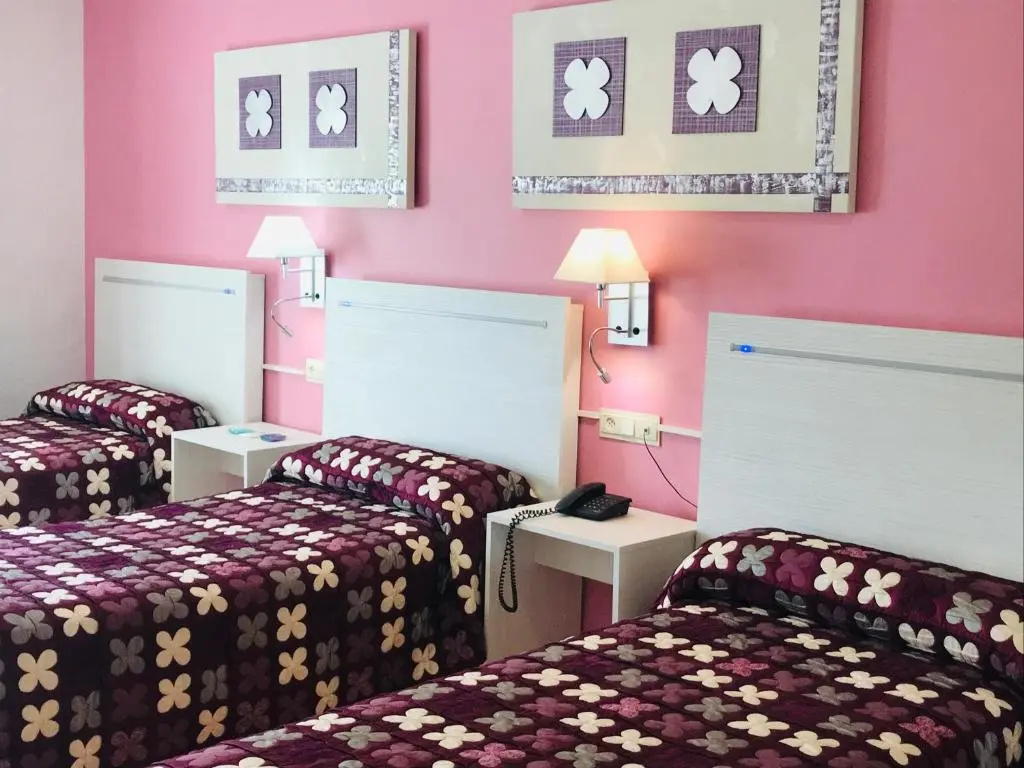 Triple room