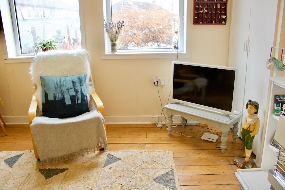 1 Bedroom Private Garden Flat