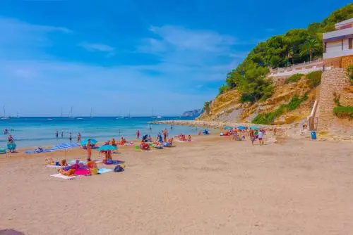 Beach & Waterfront
