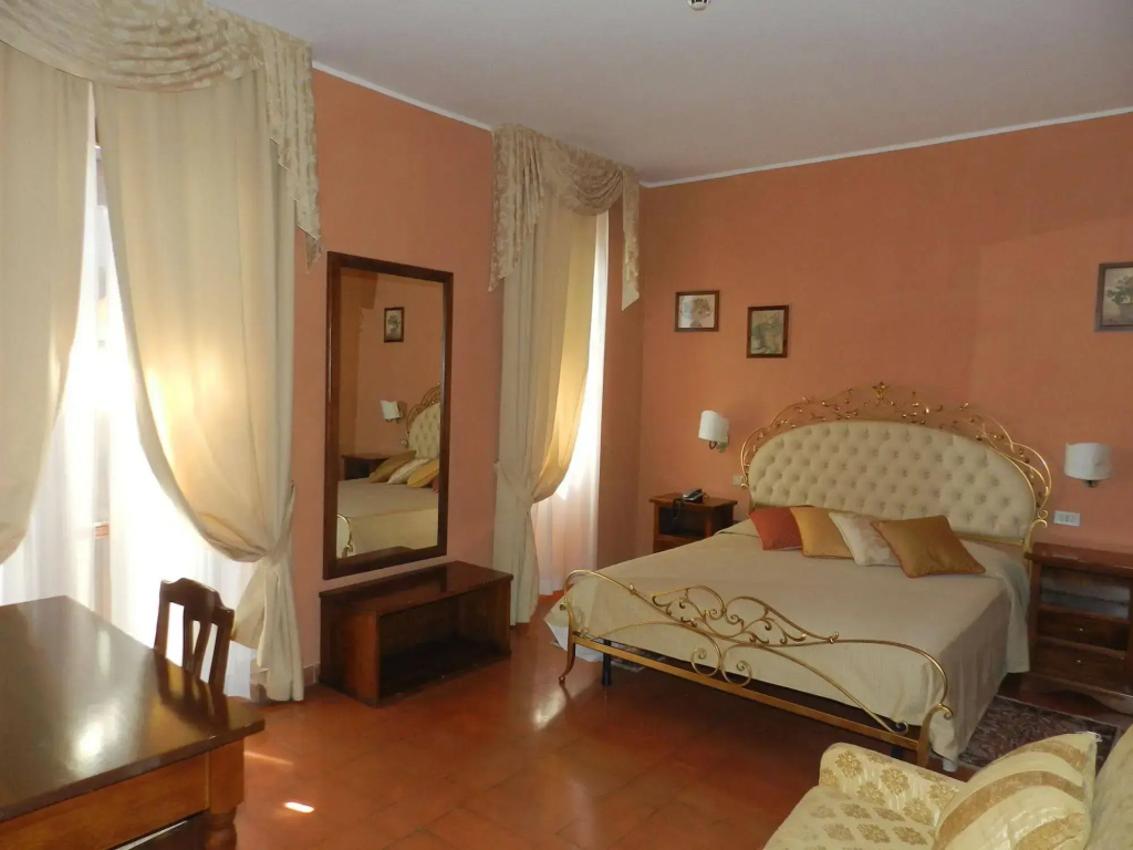 Hotel Torre Dei Calzolari Palace - фото 3