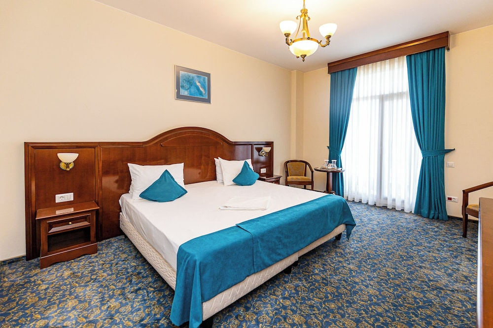 Hotel photo 30