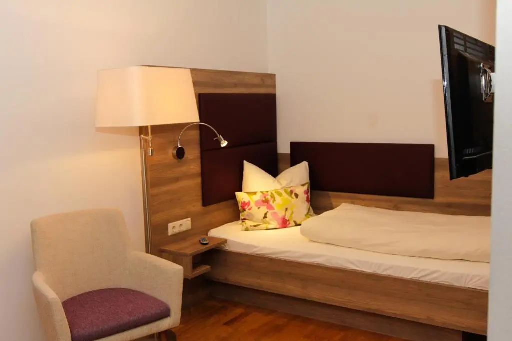 Hotel Burgwirt - Chambres