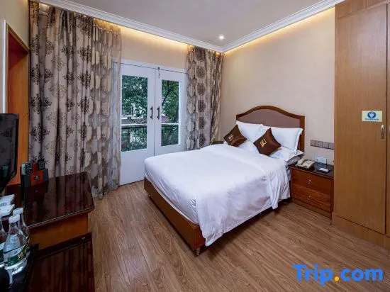 6 Bedrooms Standard room