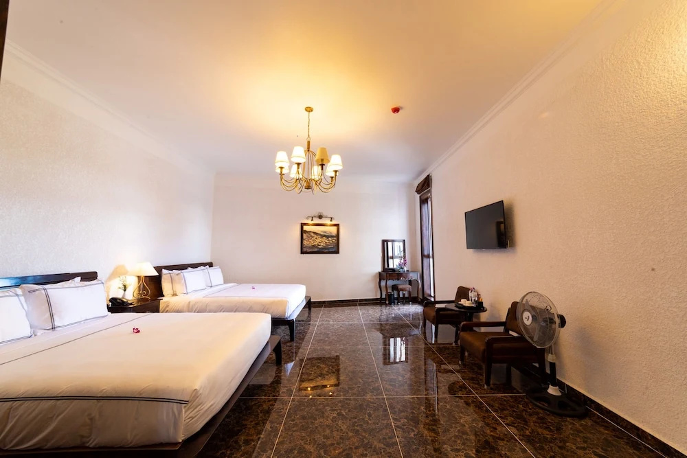 Deluxe Family room