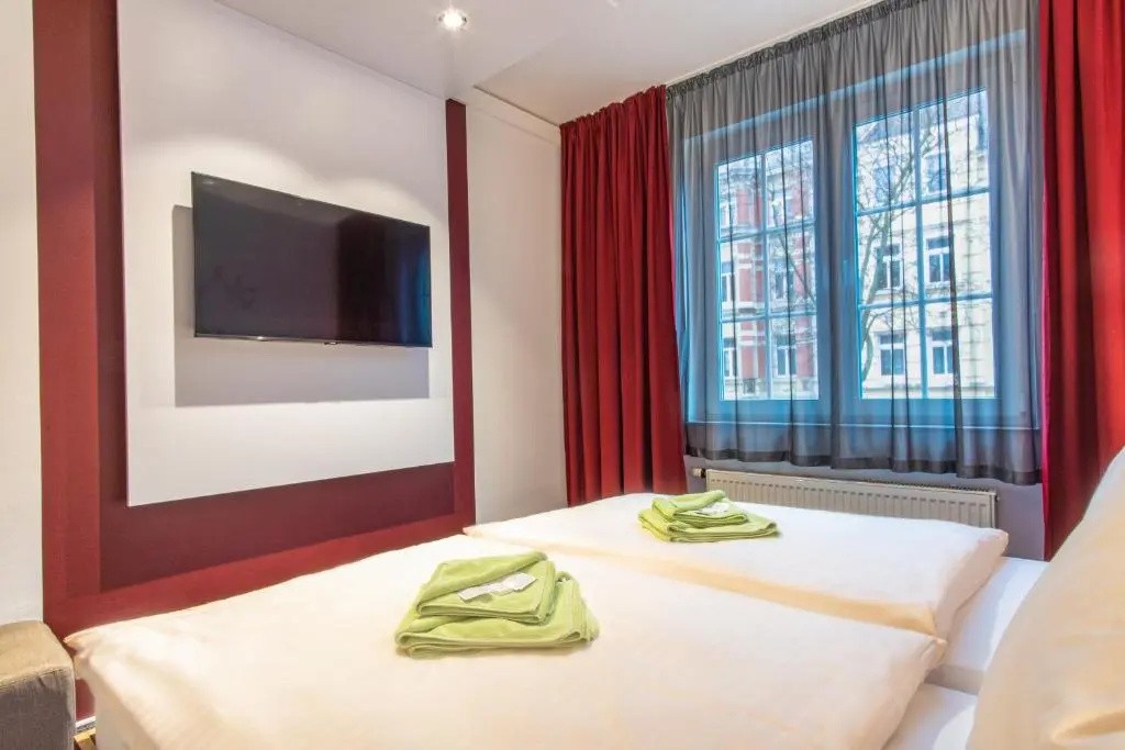 Standard Double room (twin beds)