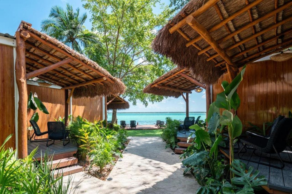 Casa Aakal Lagoon Front