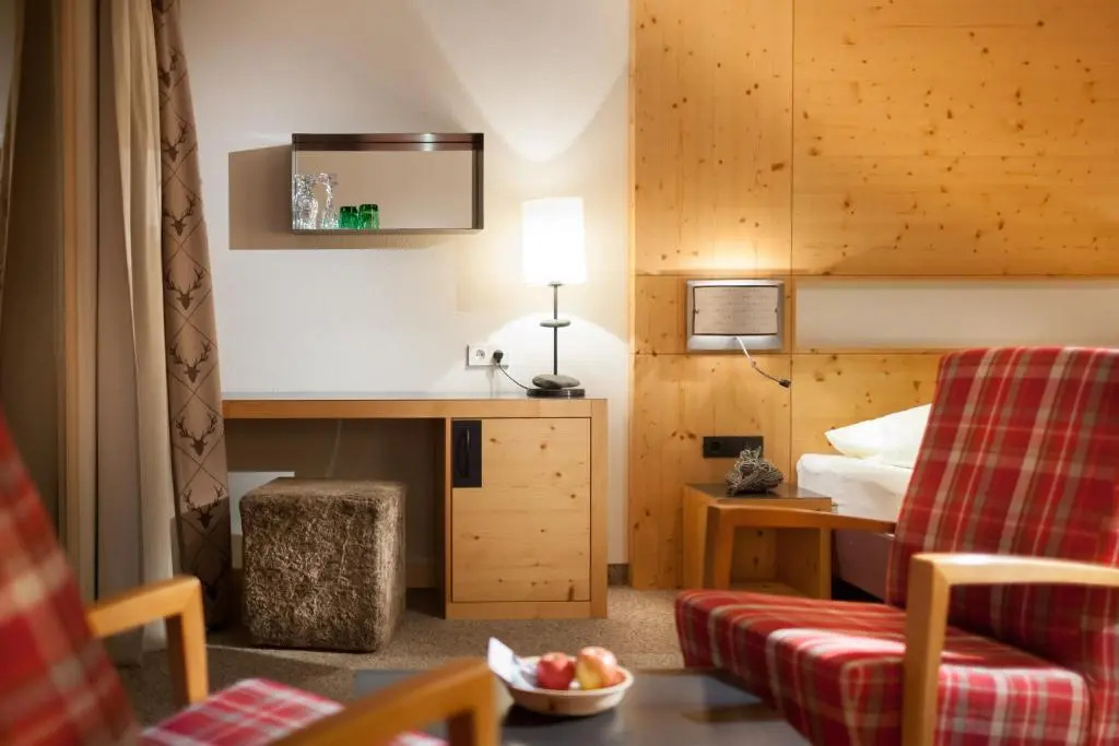 Standard Double room with balcony (full double bed)