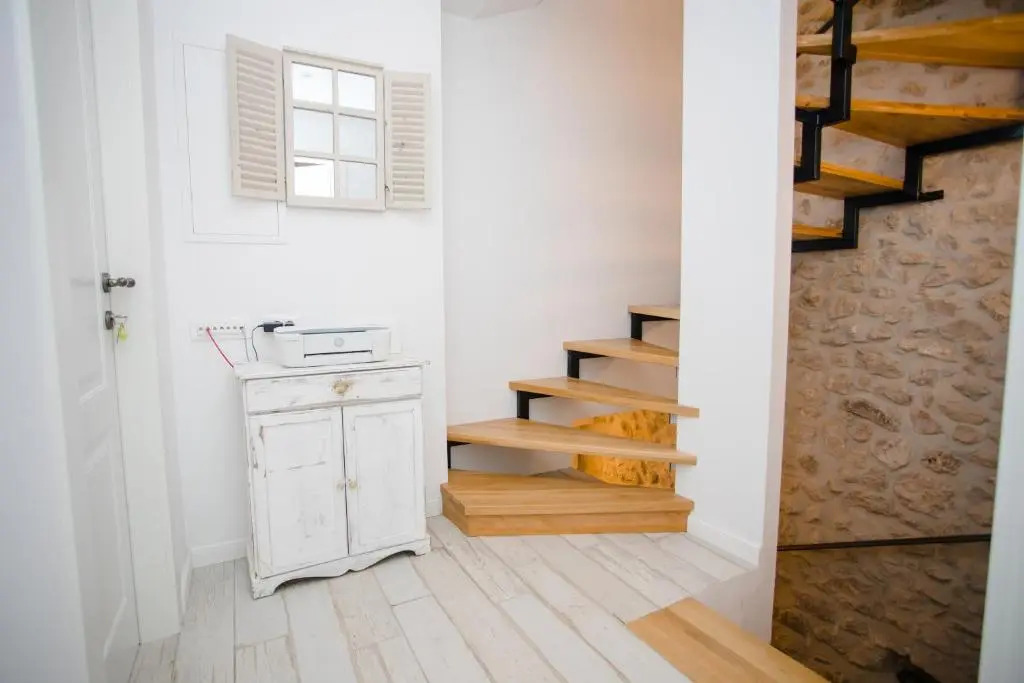 Stayeva 11 image rooms