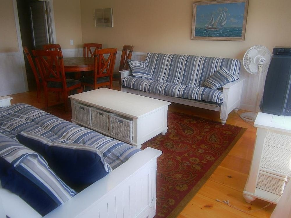 Block Island Accommodations — 5