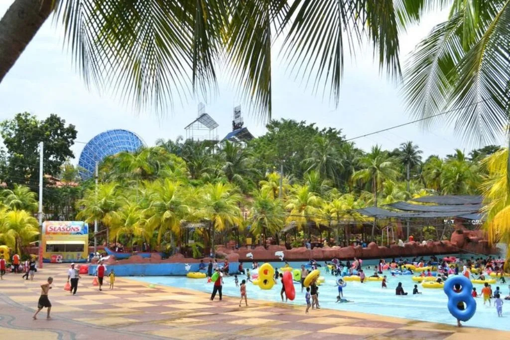 Beach & Waterfront