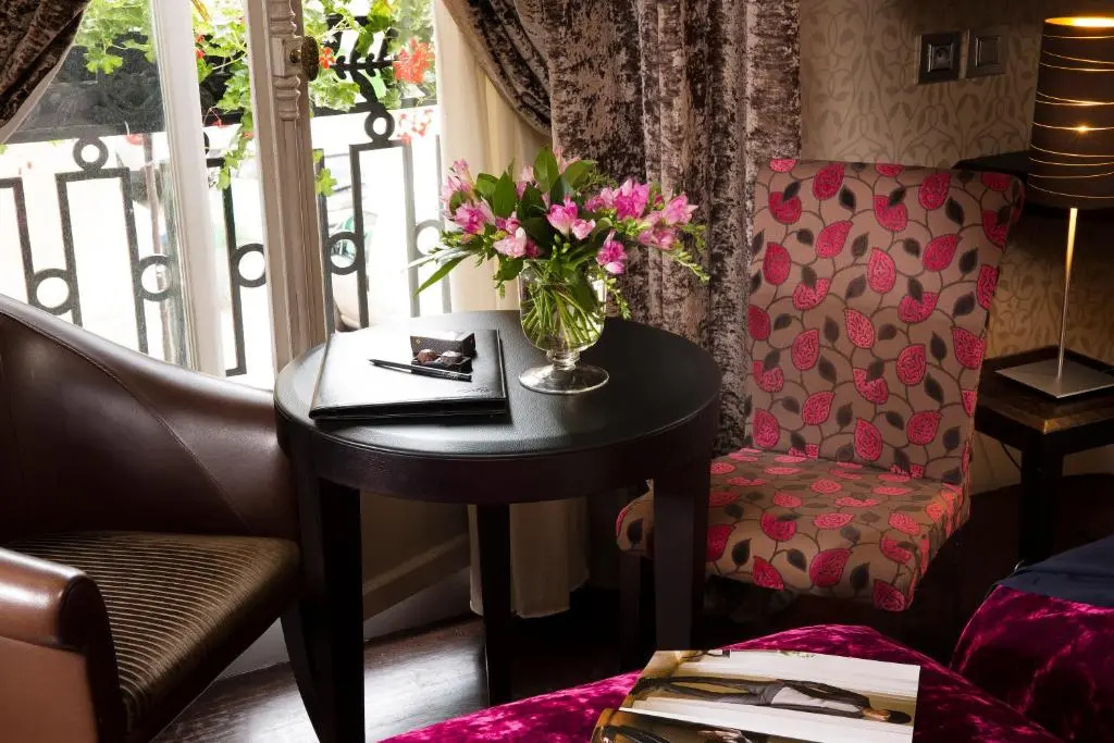 Hotel Ares Eiffel 113