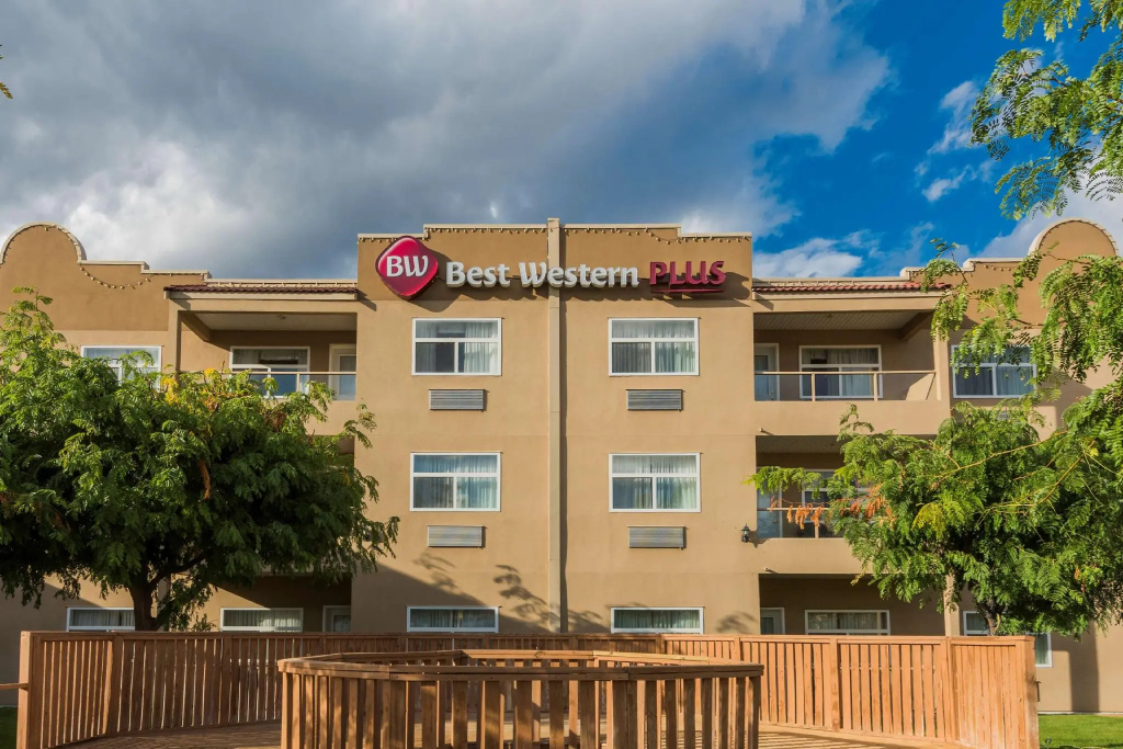 Best Western Plus Osoyoos Hotel & Suites - Chambres
