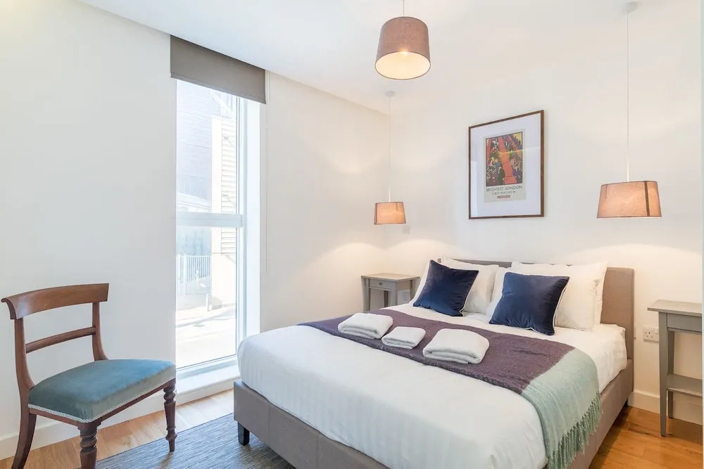 New Stylish 2 Bedroom Flat With Balcony Shoreditch