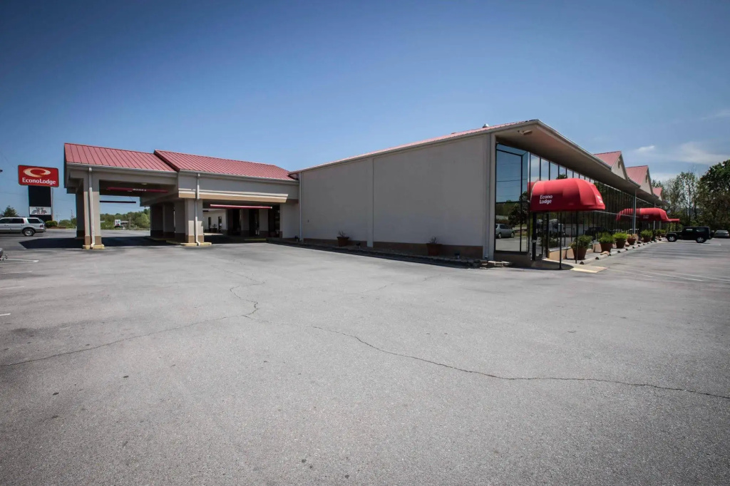 Greeneville Inn and Suites