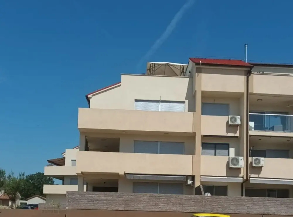 Salt Apartment