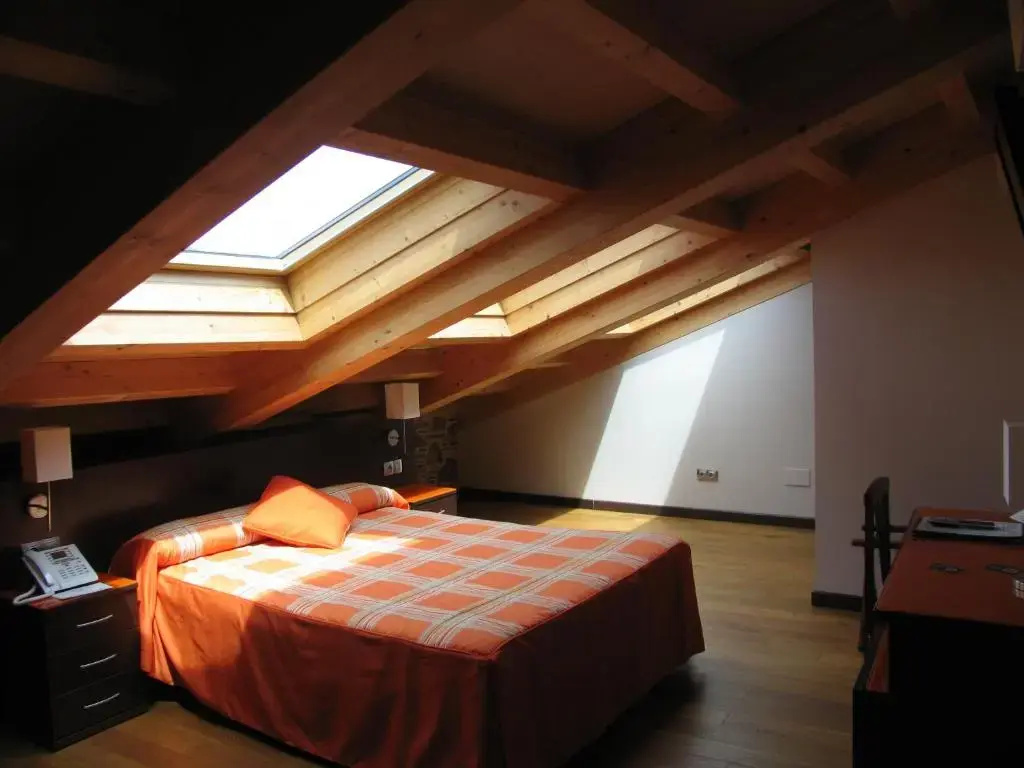 Standard Double Attic room (full double bed)