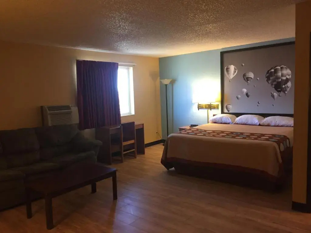 Deluxe Suite