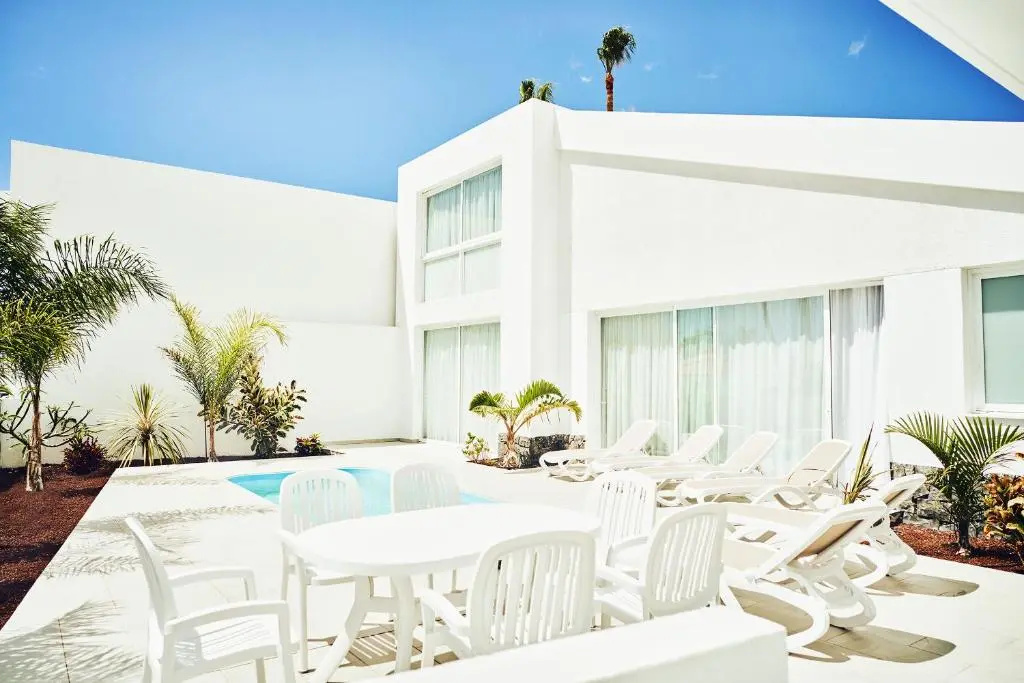 VILA AMALIE - 3BDR+3 BATH in Amarilla Golf