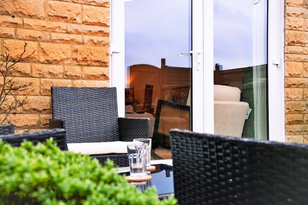 Pet-friendly Countryside Holiday Home, No Deposit