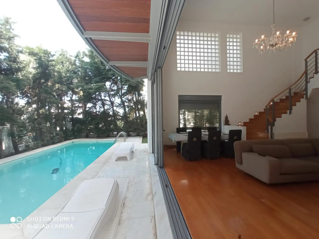 Ultra-Modern Living, Luxe 4BR with Private Outdoor Pool