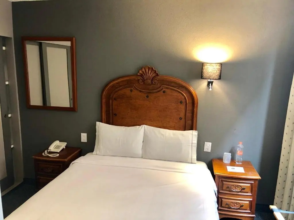 Hotel Canada Central - Chambres
