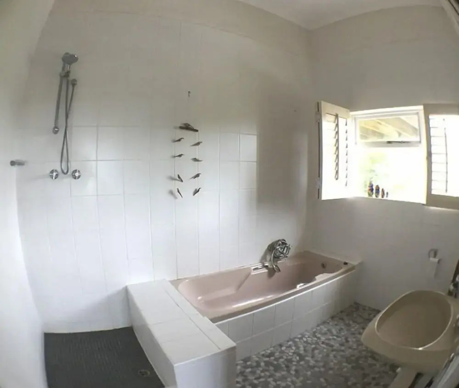 2 Bedrooms Apartment with ocean view