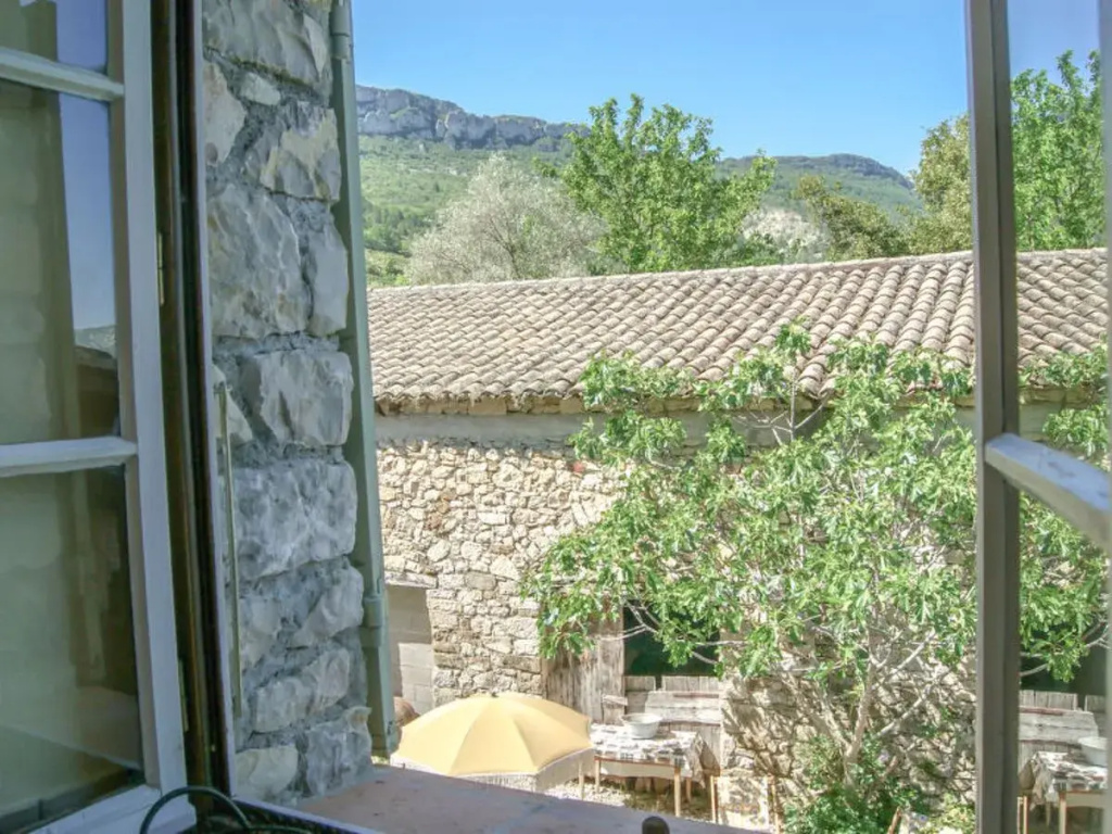 Balcony & Terrace